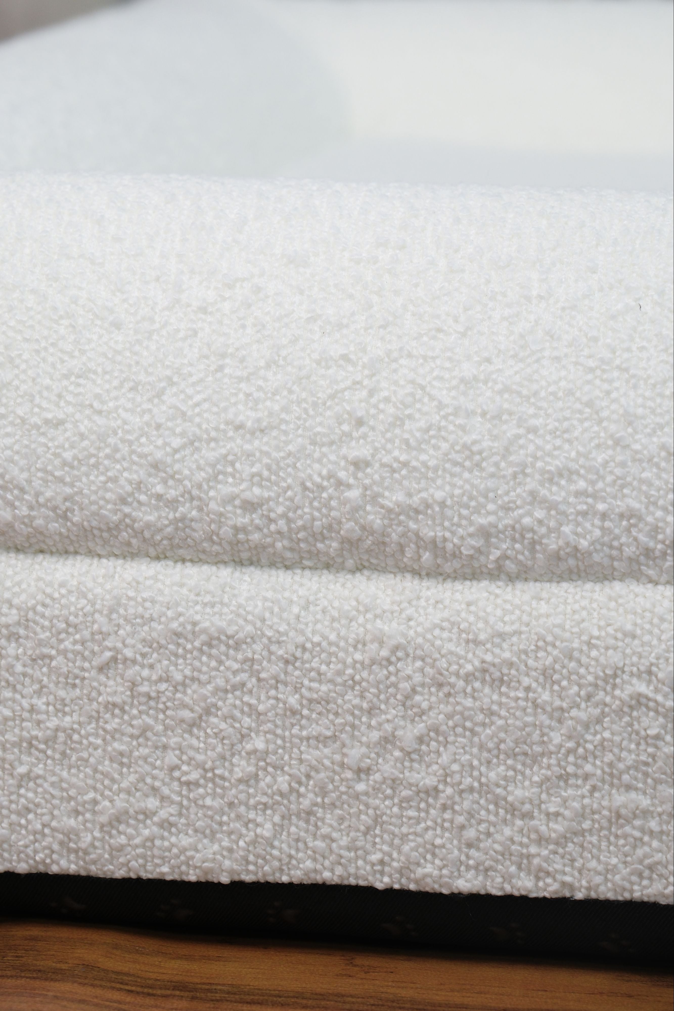 The Luxe Bouclé Restorative Pet Bed
